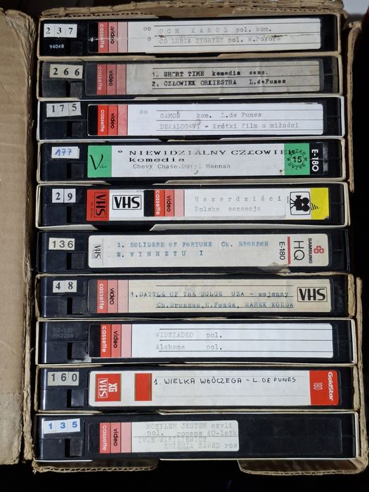 Kasety VHS  60 szt