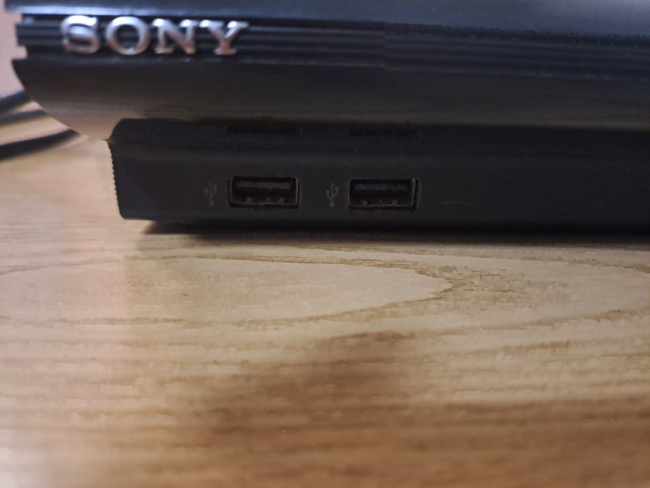 Продаю Sony Playstation 3