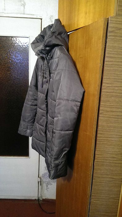 Стильная и практичная Тёплая куртка GLOSTORY размер L как новая