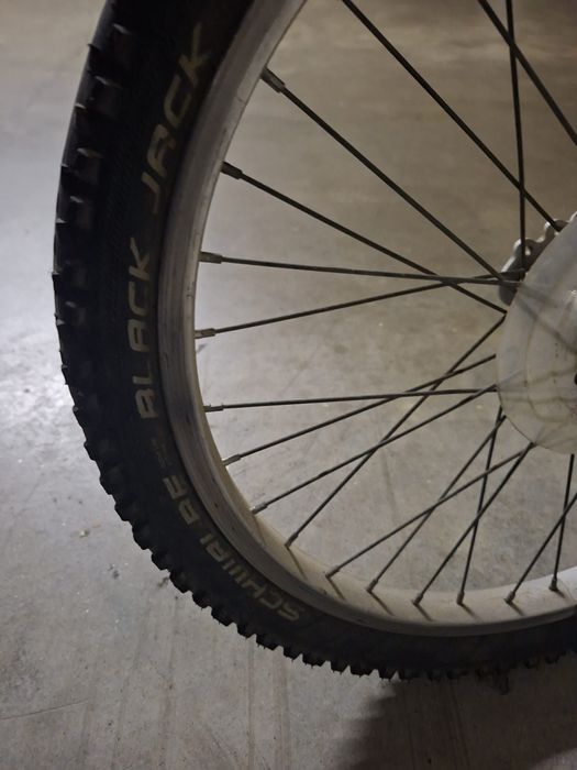 Bicicleta de criança de 20" usada