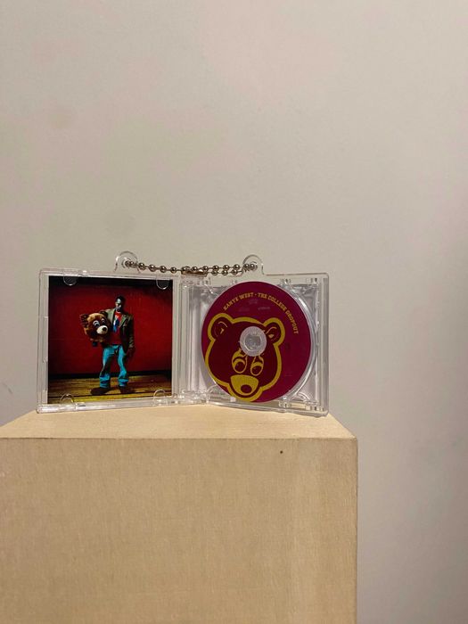 Brelok cd nfc Kanye West - A College Dropout