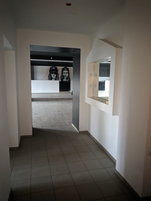 Комерційне приміщення вільного призначення, продаж , можлива оренда