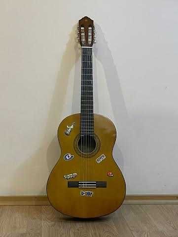 Гитара Yamaha C40