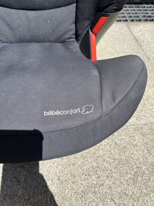 Cadeira auto Bebeconfort com isofix