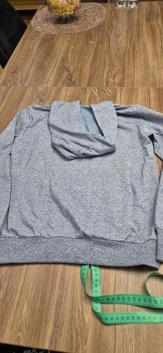 Bluza chlopieca  z kapturem