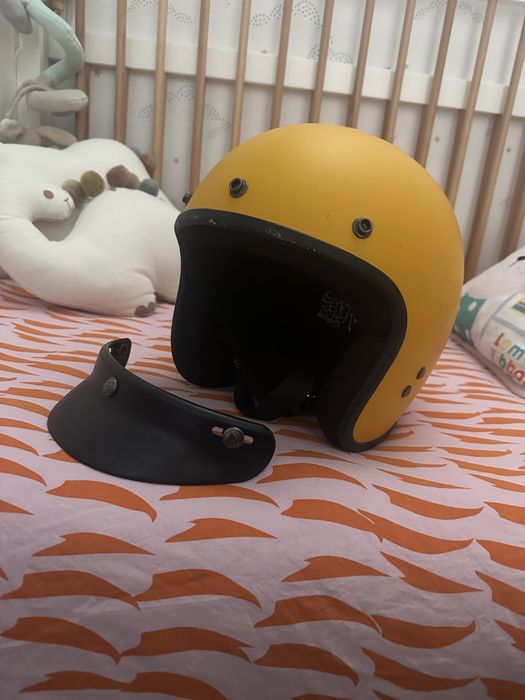Capacete Roeg Amarelo