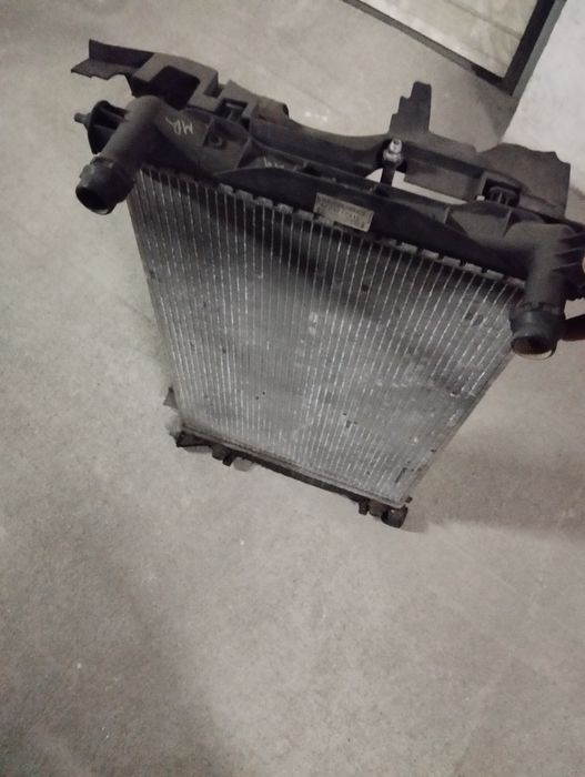 Radiador e tubo da frente Audi A4 2005