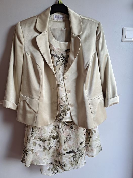 Elegancki komplet trzyczęściowy w kolorze pistacji  rozm 48  Sumada