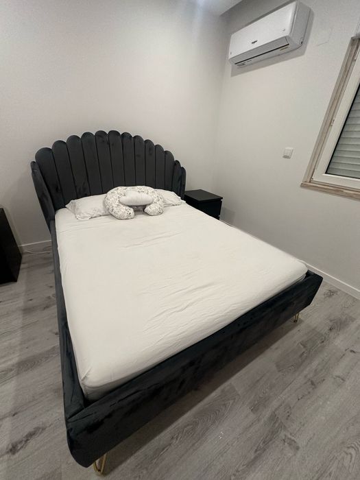 Cama casal como noval