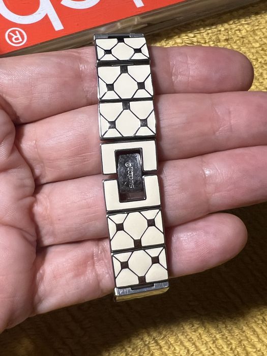 Часы Swatch женские