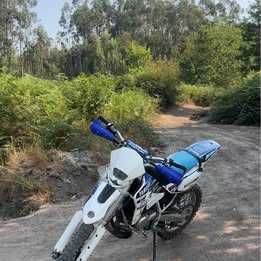 Moto enduro wr250