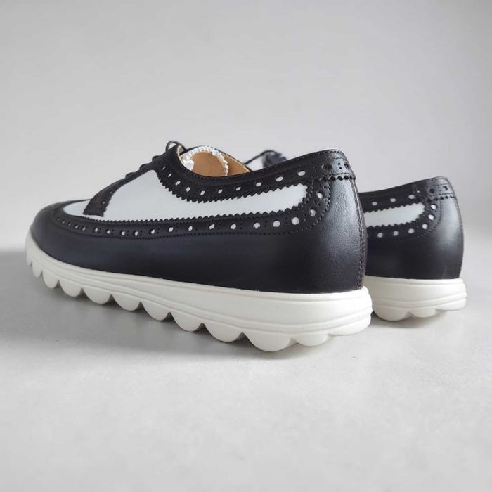 Скидка!!! Оригинал! туфли броги 42р. Pollini Италия