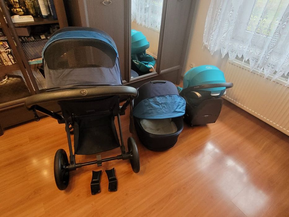 Cybex Priam 4.0 (gondola z spacerówką ) + fotelik ClaudZ2 z bazą