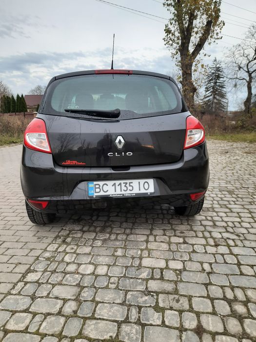 Renault Clio 2011р