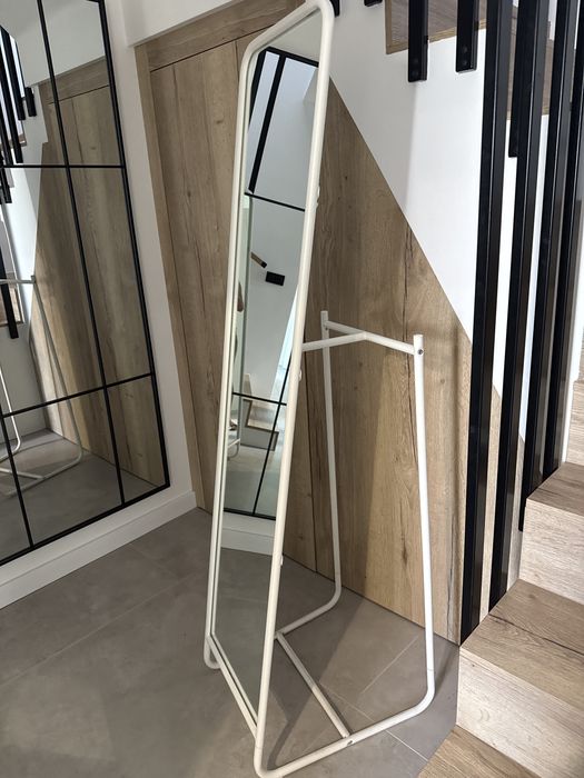 Ikea knapper lustro
