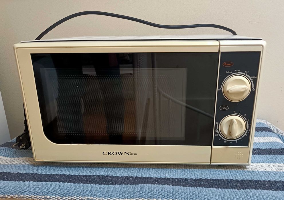 Microondas Crown