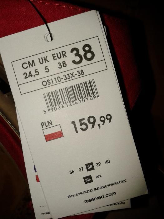 nowe czerwone buty Reserved roz.38