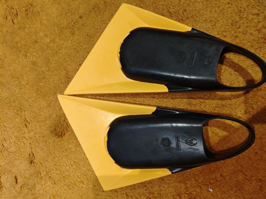 NMD Alpha fins M