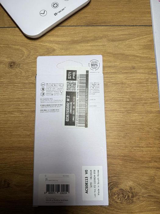 Etui Spigen na iPhone 16 pro