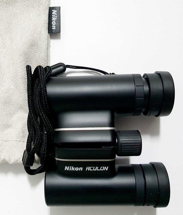 Binóculos  Nikon