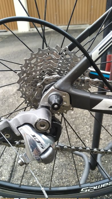 Bicicleta de estrada BH G6