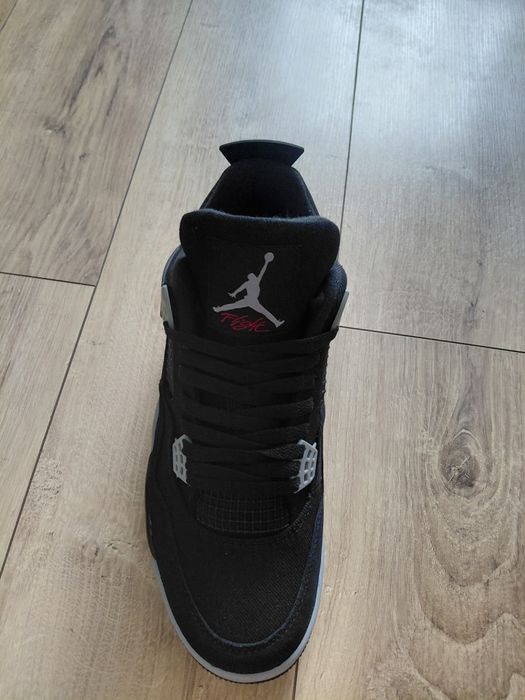 Buty Jordany 4 .