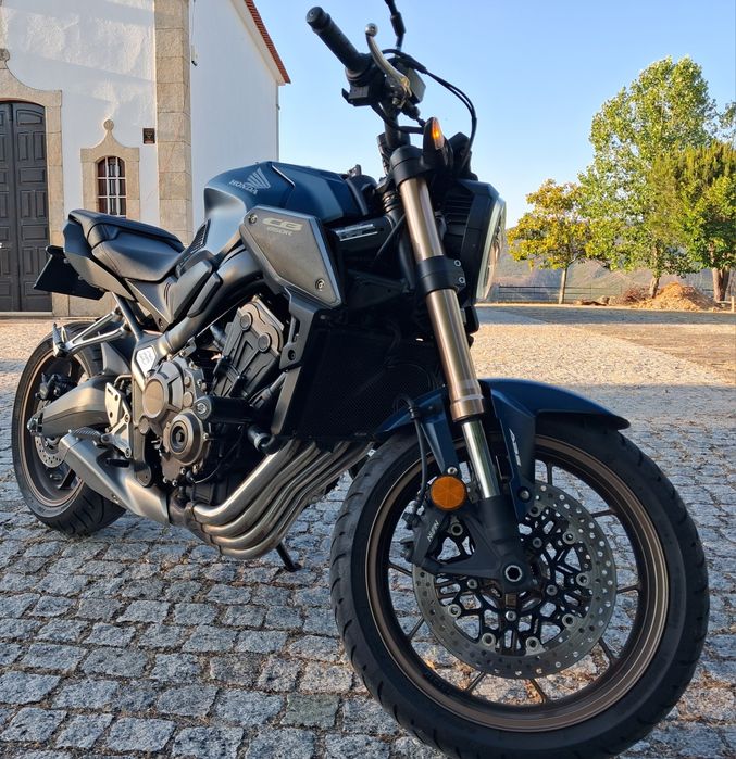 Honda CB 650R Neo Sports Café  95cv