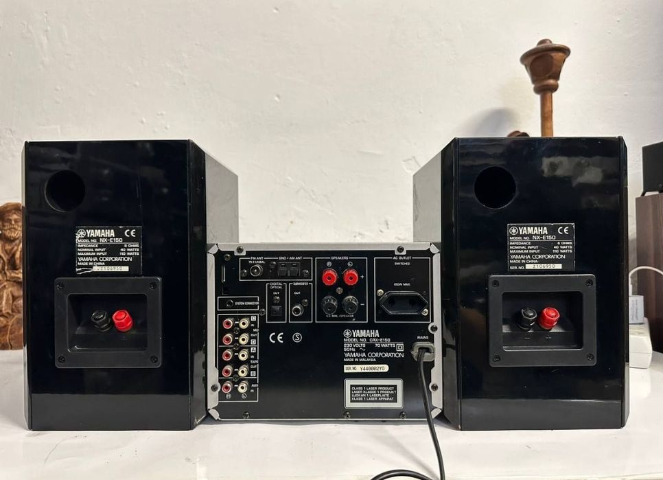 Centrum muzyczne Yamaha CRX-E 150/NX E150 , CD/AmFm