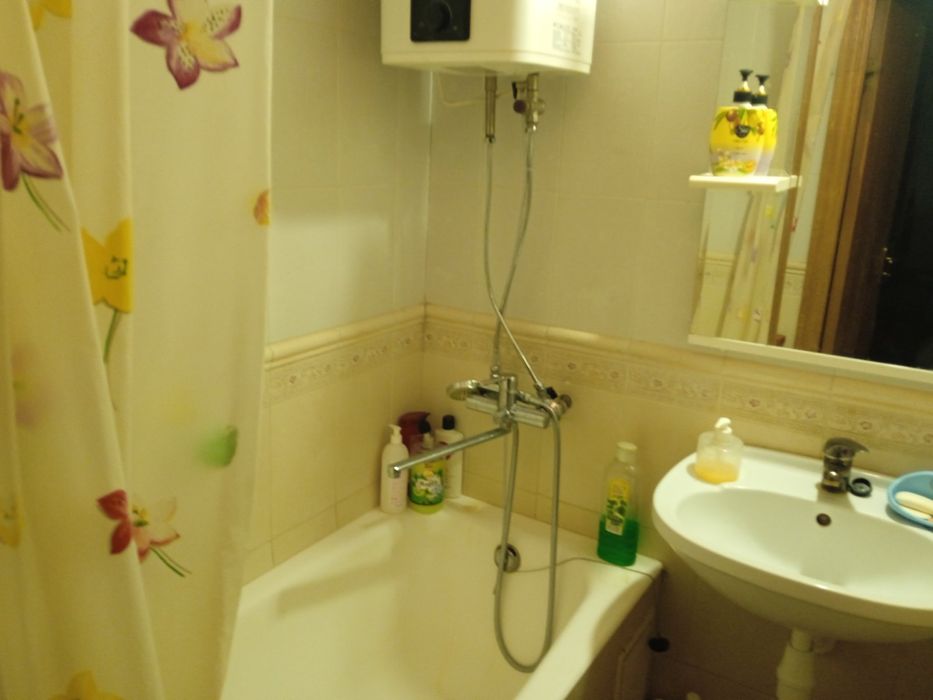 Без комунальних,Виноградар,пр.Свободи,з балконом