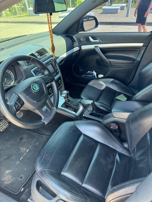 Октавія 2011р 2.0тді vrs акпп