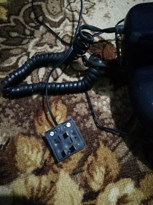 Продам стаціонарні телефони