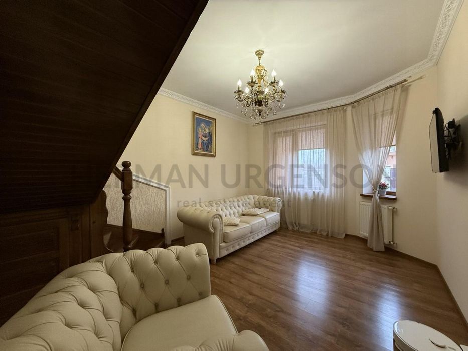 Продаж будинку 185 м.кв / 12 соток / Коритняни