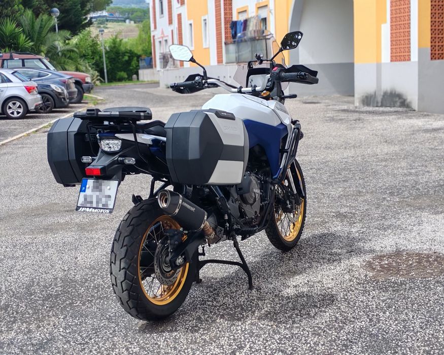 Suzuki DL V-STROM 800 DE