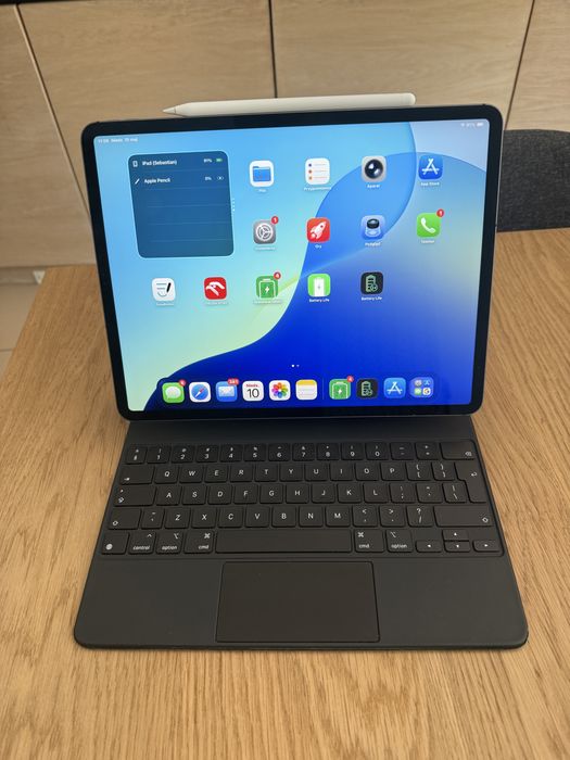 iPad 13 pro IV gen