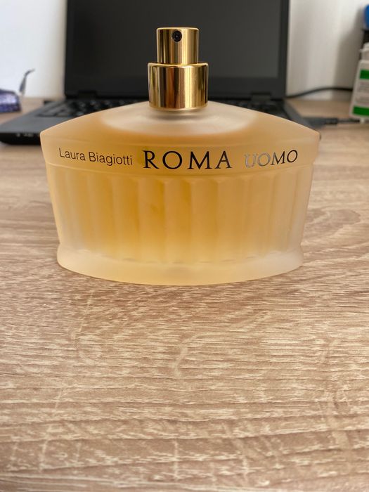 Laura Biagiotti Roma Uomo 125 ml - użyta 10 psikow testowych - wersja flakon