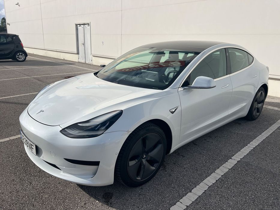 Tesla Model 3 Standard Range Plus RWD