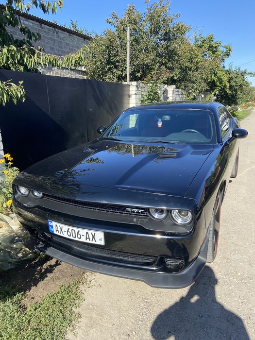 Dodge challenger , додж челендер , мотор