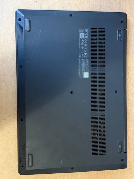 Ноутбук Lenovo – AMD 3020e / 16 ГБ / HDD / Windows 10