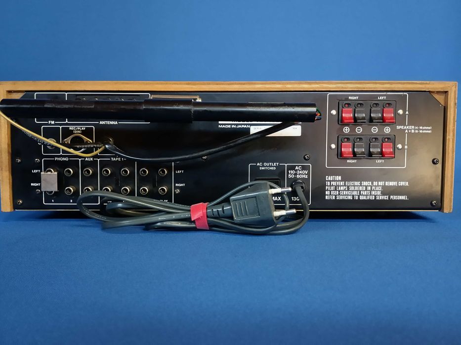 receiver AKAI AA-1020 L