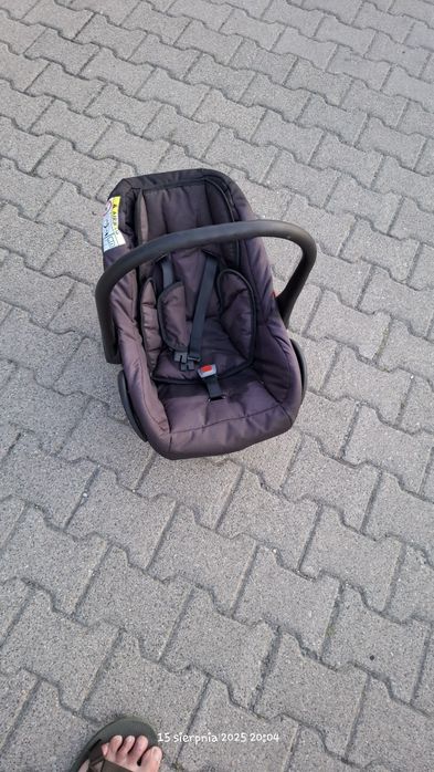 Fotelik nosidełko z Holandi
