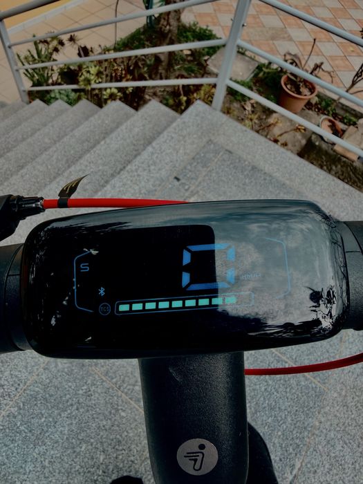 TROTINETE ELÉTRICA- excelente estado