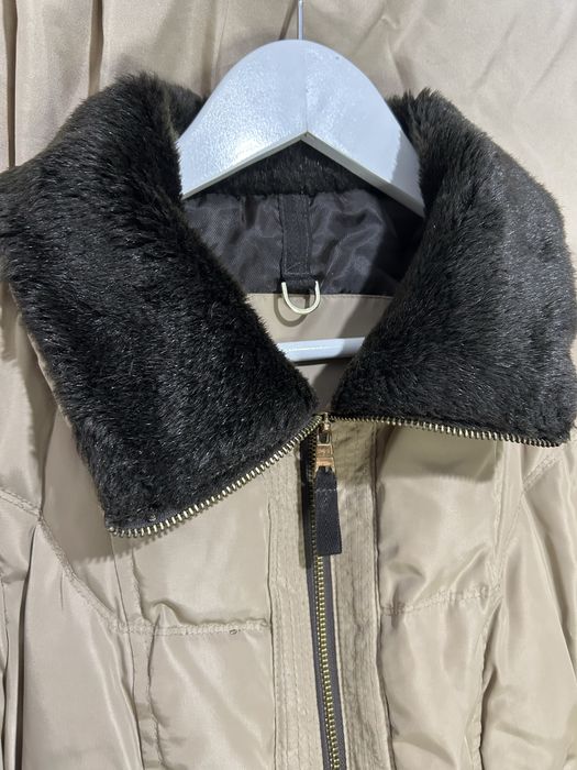Куртка Zara basic бежева розмір S