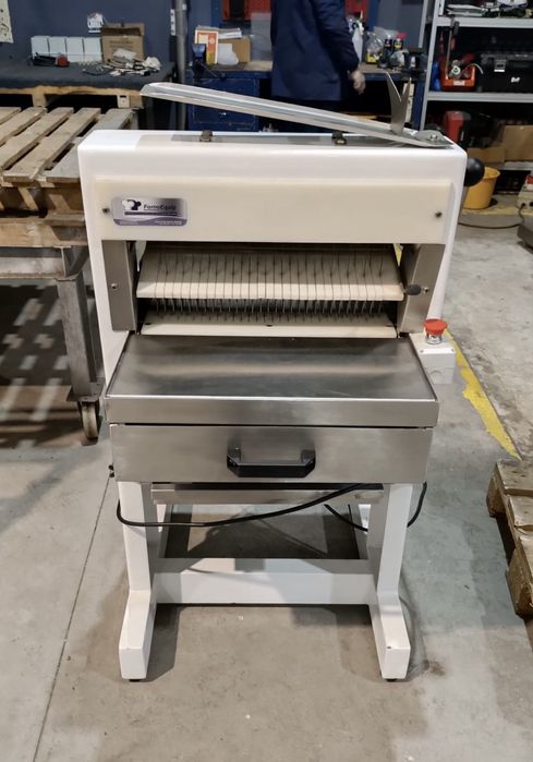 Cortadora Fatiadora de Pão