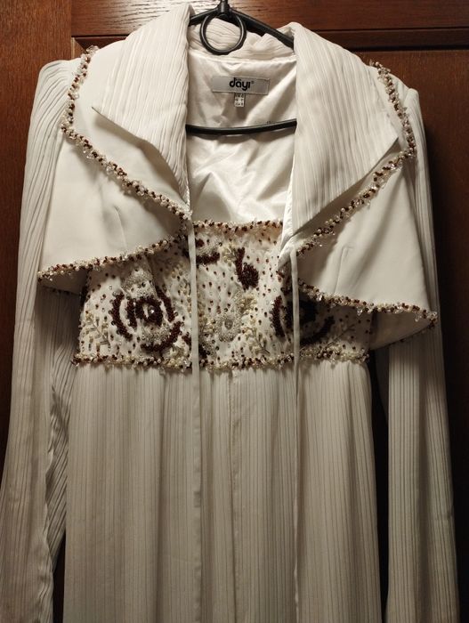 Святкове плаття на брітелях з жилетом