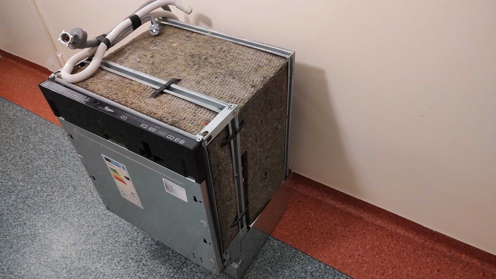 Zmywarka Whirlpool WP 122 – na części.
