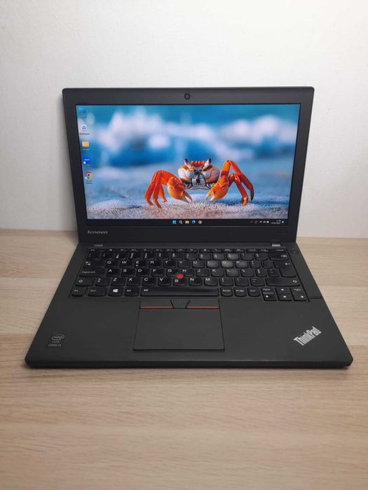 Lenovo X250 - Intel Core i5 / 8Gb / SSD 240GB / Tec. Iluminado