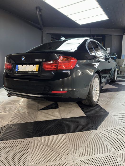 BMW 320d F30 Nacional Luxury Line Auto Apenas 138.000km — photo 3