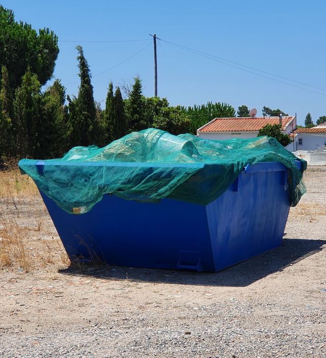 CONTENTORES para entulho resíduos urbanos, industriais e jardinagem