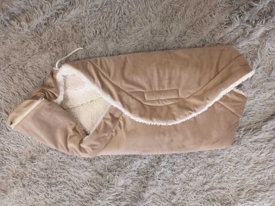 Otulacz do fotelika samochodowego – VELVET – beżowy, babyly