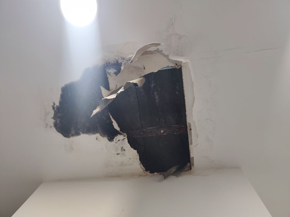 Serviços de remodelação, pintura, pladur e barramento.